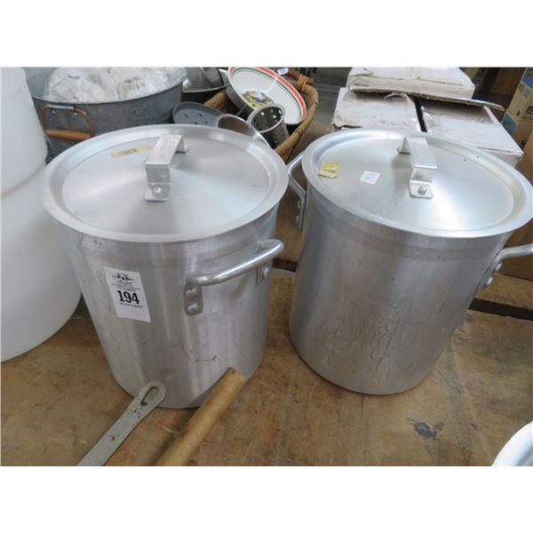 2-Medium Lidded Stockpots - 2 X $