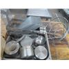 Image 2 : Insert Pans, Specialty Fry Baskets, Floor Sweeper
