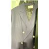 Image 9 : MENS JACKETS INCLUDING 4 TAIL COATS