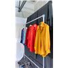 Image 2 : 5 ASSORTED SHIRTS IN VARIOUS PATTERNS