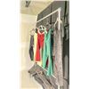 Image 2 : 5 ASSORTED PAIRS OF PANTS IN VARIOUS COLOURS AND PATTERNS