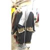 Image 2 : 5 MENS MISC SUIT JACKETS