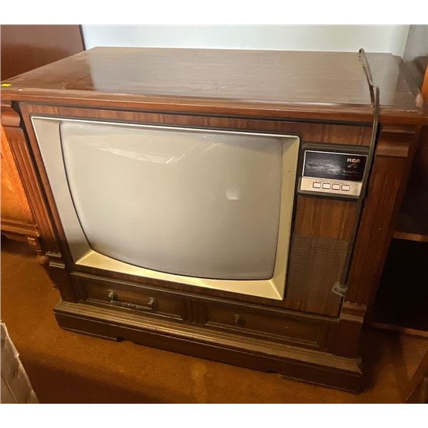 Antique RCA Floor Tube Television 35.5W13Dx30.5H