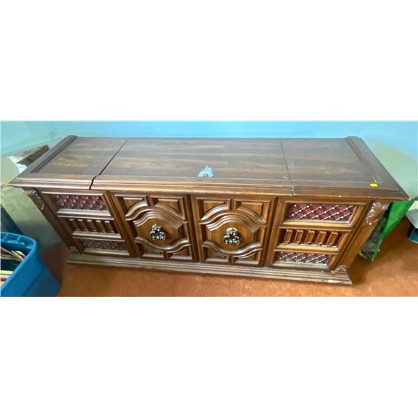 Vintage Record Player Stereo 66Wx18Dx28H, Includes a Large Bin of Records