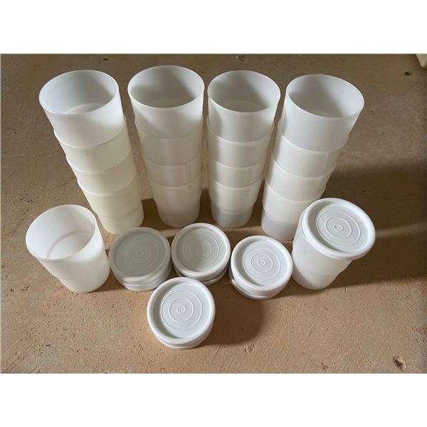 18 Tupperware Cups with Lids (1 lid missing)