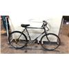 Image 2 : BLACK VENTURE ROAD RUNNER MOUNTAIN TOUR 12-SPEED HARDTAIL ROAD BIKE