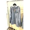 Image 2 : 2 SKY BLUE VISSLA WINDBREAKERS LARGE SIZES