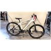 Image 2 : WHITE NO NAME FRONT SUSPENSION 21 SPEED MOUNTAIN BIKE