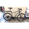 Image 2 : GREY TANGE SEIKI CH 24-SPEED DISC BRAKES SOLID BIKE