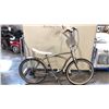 Image 2 : 6-SPEED ADULT CRUISER BIKE BANANA SEAT RAISED HANDLE BAR