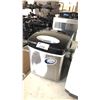 Image 1 : FRIGIDAIRE EFIC115-SS COUNTERTOP ICE MAKER
