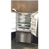 Image 2 : WHIRLPOOL MFF2558FEZ02 BOTTOM-MOUNT REFRIGERATOR