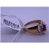 Image 3 : 10k yellow gold ring with a centre ruby; weighs 2.56 grams.
