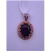 Image 1 : 10k yellow gold pendant with garnet(?) centre stone; weighs 1.57 grams