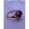 Image 2 : 10k rose gold ring with a garnet(?) centre stone; weighs 2.93 grams