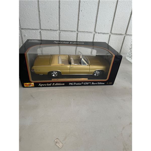 1965 Pontiac GTO Hearst edition 1/18