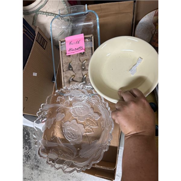 Knife holder and baking dish bowls etc