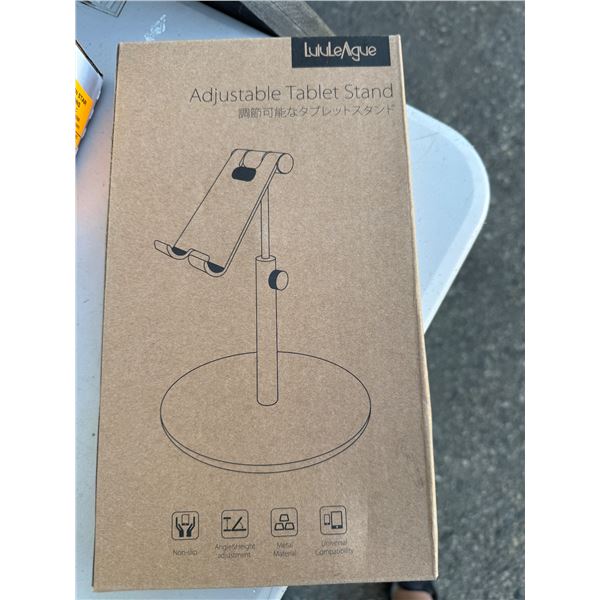 Adjustable table stand