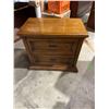 Image 1 : Nightstand