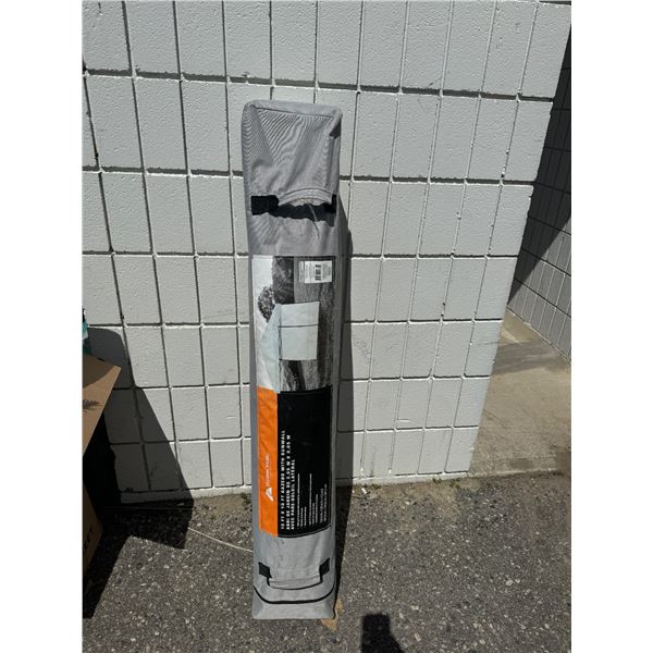 10' x 10' gazebo with sun wall