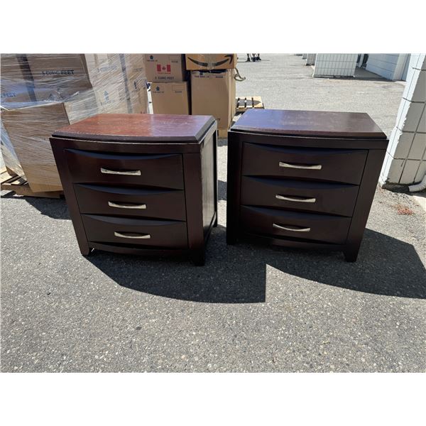 Pair of night stands
