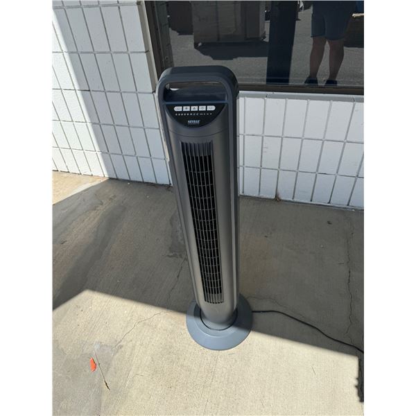 Seville Classics fan