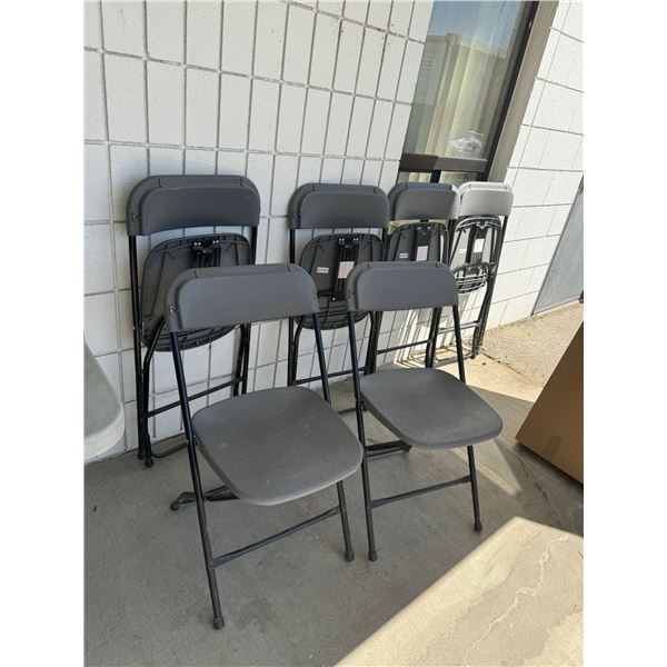 Folding chairs (7)