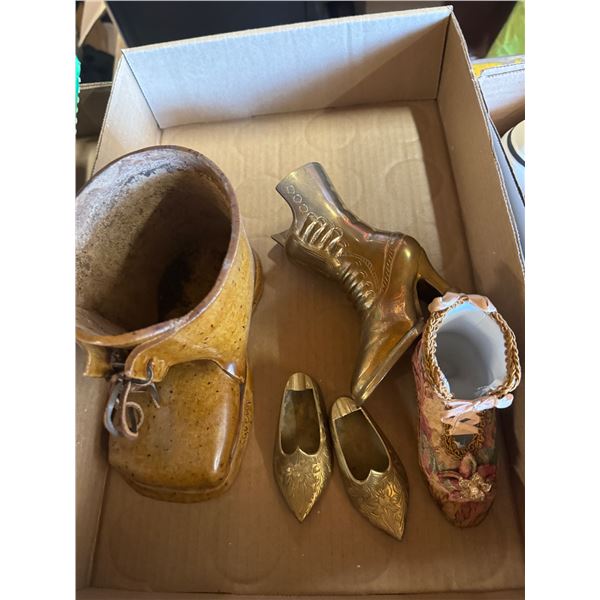 Brass shoe decor and pottery shoe decor