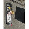 Image 1 : Adjustable roller stand