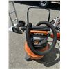 Image 1 : Rigid shop vac