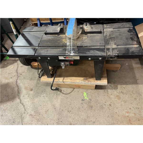 Rotor table with router