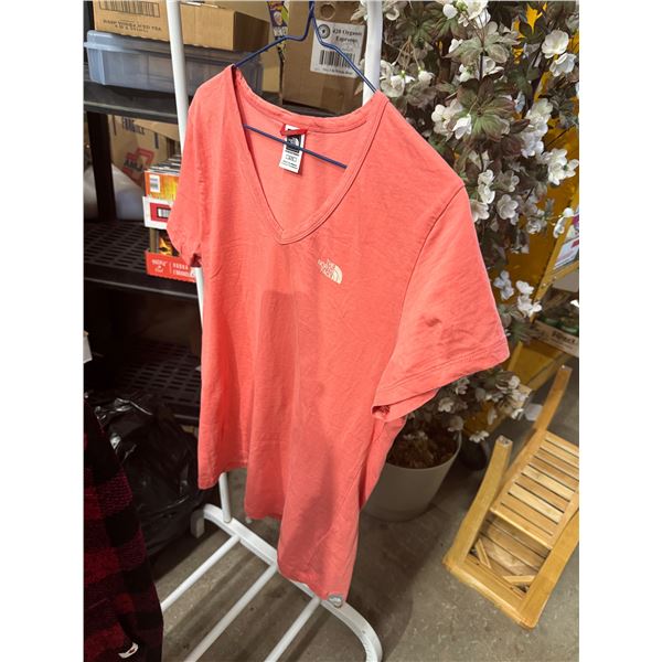 Northface V-neck size XL