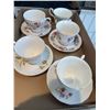 Image 1 : Tea cups and saucers