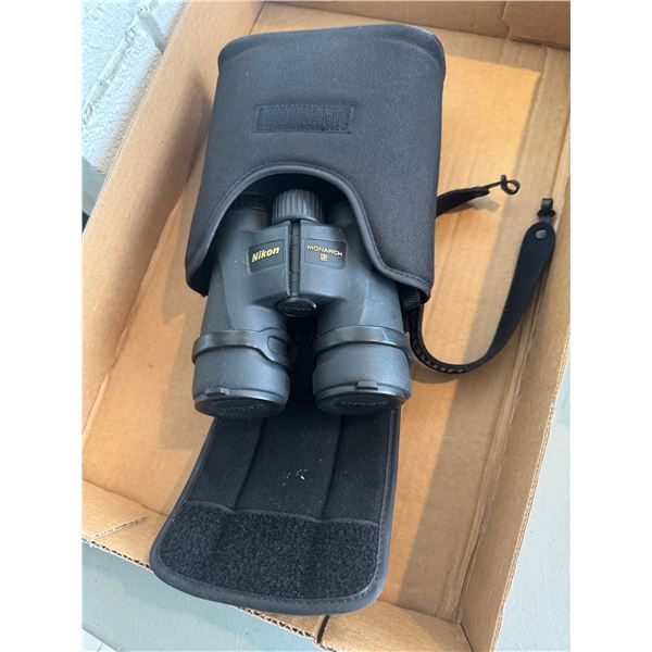 Nikon monarch binoculars