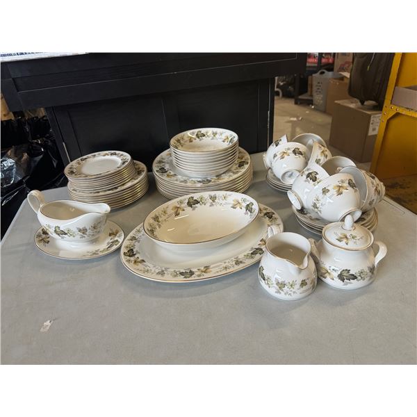 Royal Dalton dishes Larchmont