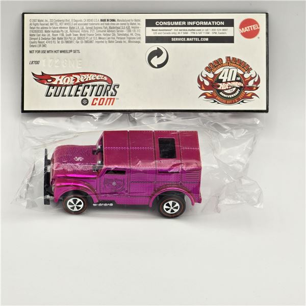 Hot Wheels Convention Pink Party Car