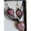 Image 4 : Boxed Set of Hand Blown Earrings & Necklace