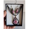 Image 5 : Boxed Hand Blown Glass Earrings & Necklace Set