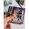 Image 7 : Lot of 6 Bundles of Hockey Trading Cards