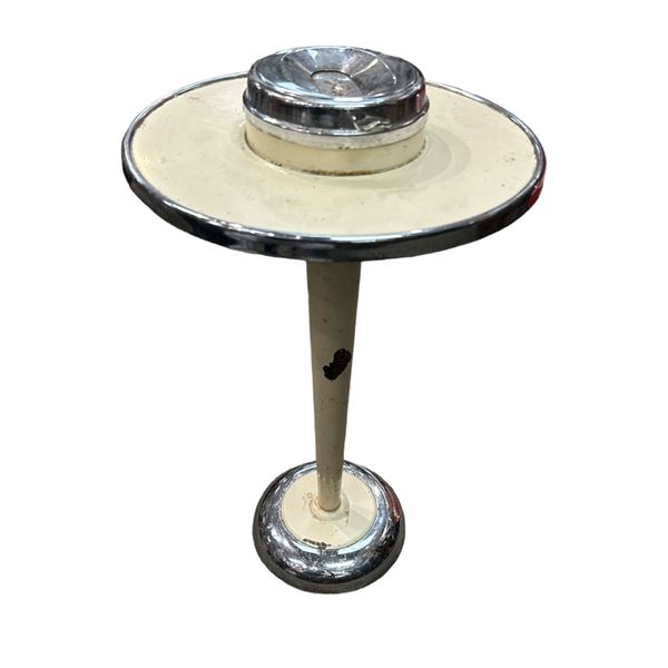 Vintage Art Deco Smokers Ash Tray