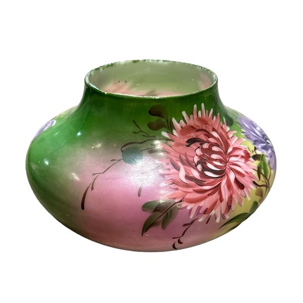 Vintage Gone With The Wind Glass Shade With Flower Motif
