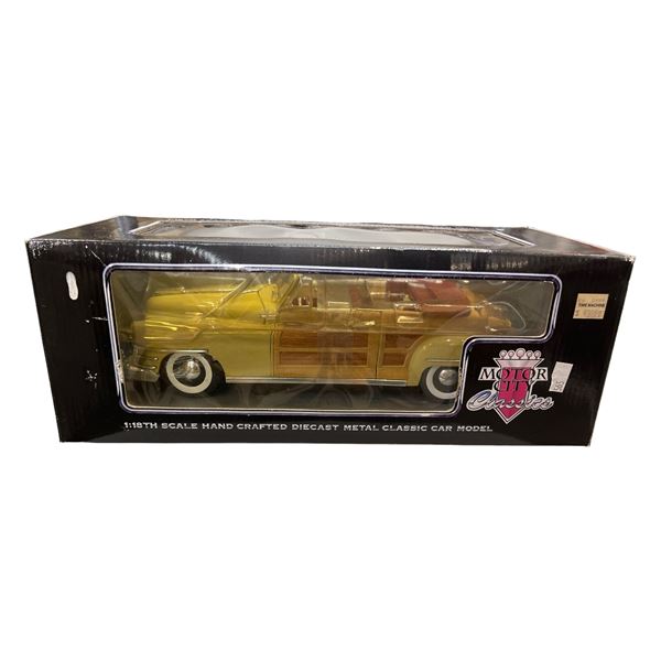 1:18 Die Cast Motor City Classics 1948 Chrysler Town And Country In Box