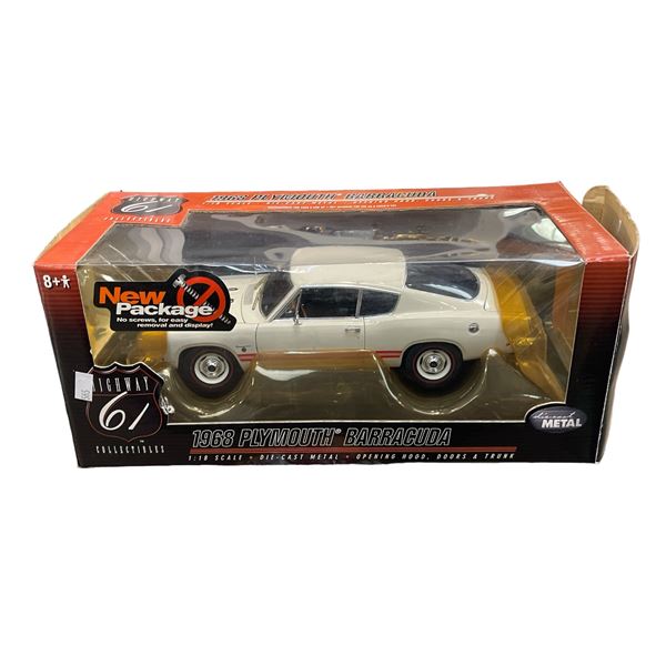 1:18 Die Cast Highway 61 1968 Plymouth Barracuda In Box
