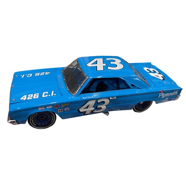 1:24 Die Cast Franklin Mint 1967 Plymouth Gtx Belvedere In Box