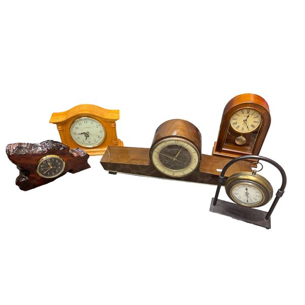 Large Assortment Of Clocks, Mantel Clocks, Wood Clocks, Etc..