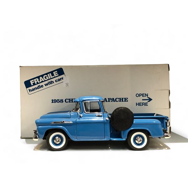Die Cast Danbury Mint 1958 Chevrolet Apache In Box