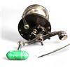 Image 2 : Vintage Penn Long Beach Fishing Reel With Green Bakelite Handle