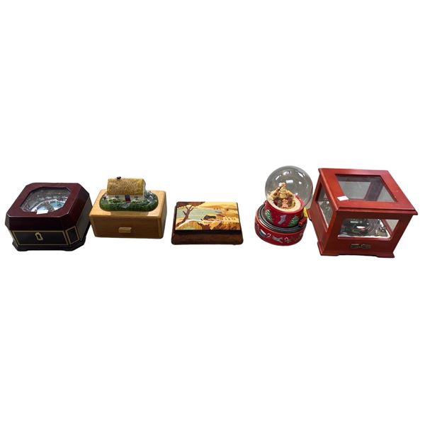 4 Musical Jewelry Boxes And Musical Santa Snow Globe