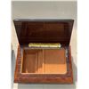 Image 3 : 4 Musical Jewelry Boxes And Musical Santa Snow Globe