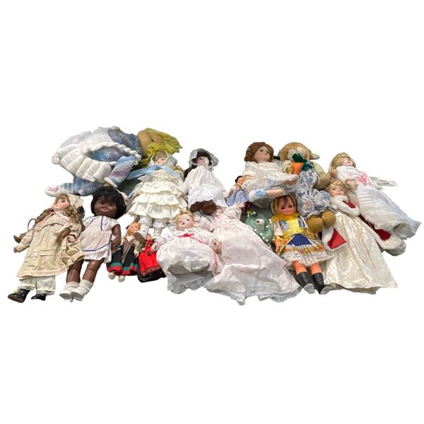 Tote Full Of Dolls And Plushies